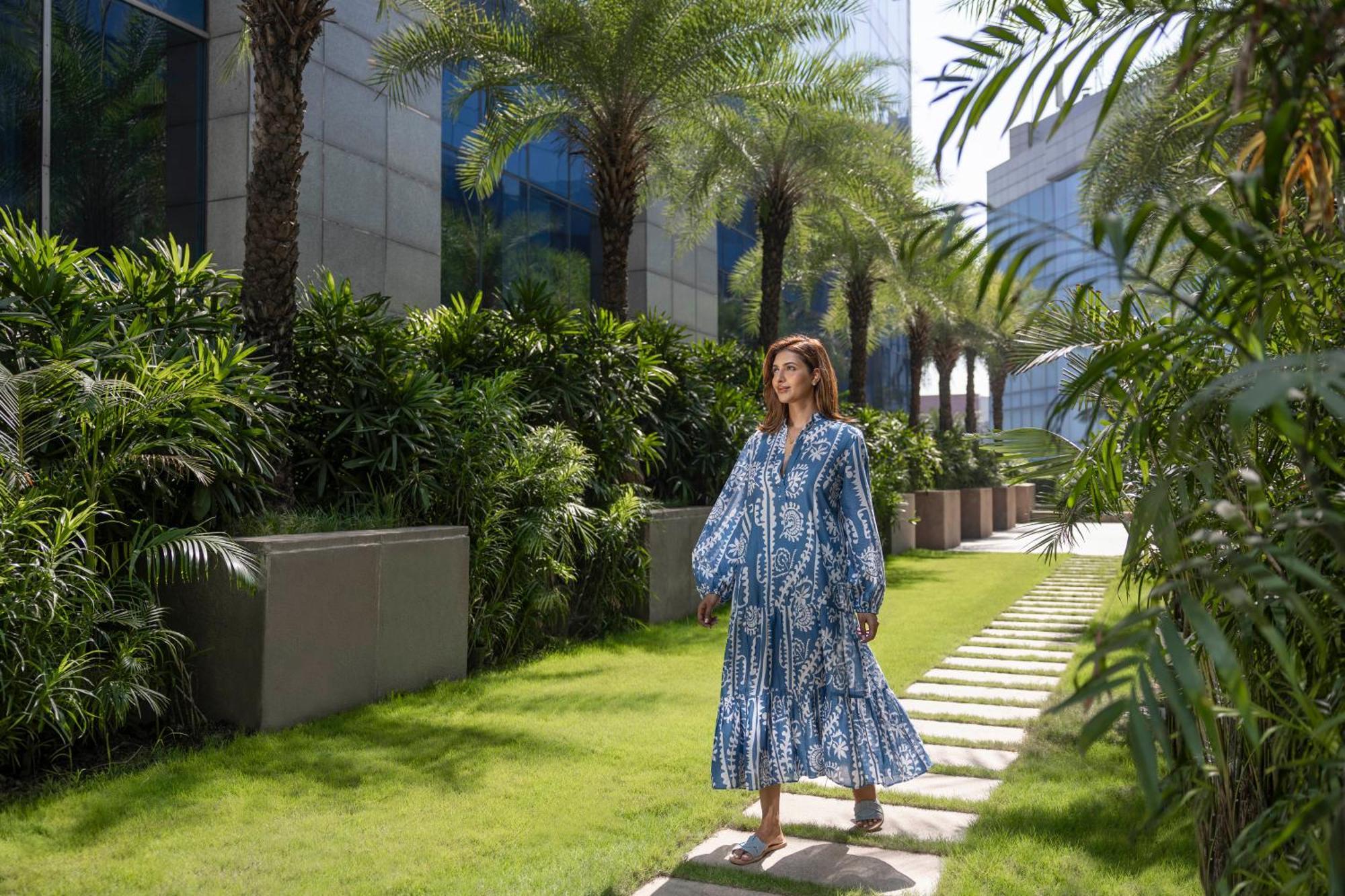 The Leela Ambience Gurugram Hotel & Residences - The Luxury Urban Sanctuary Gurgaon Bagian luar foto The Park, Hyderabad