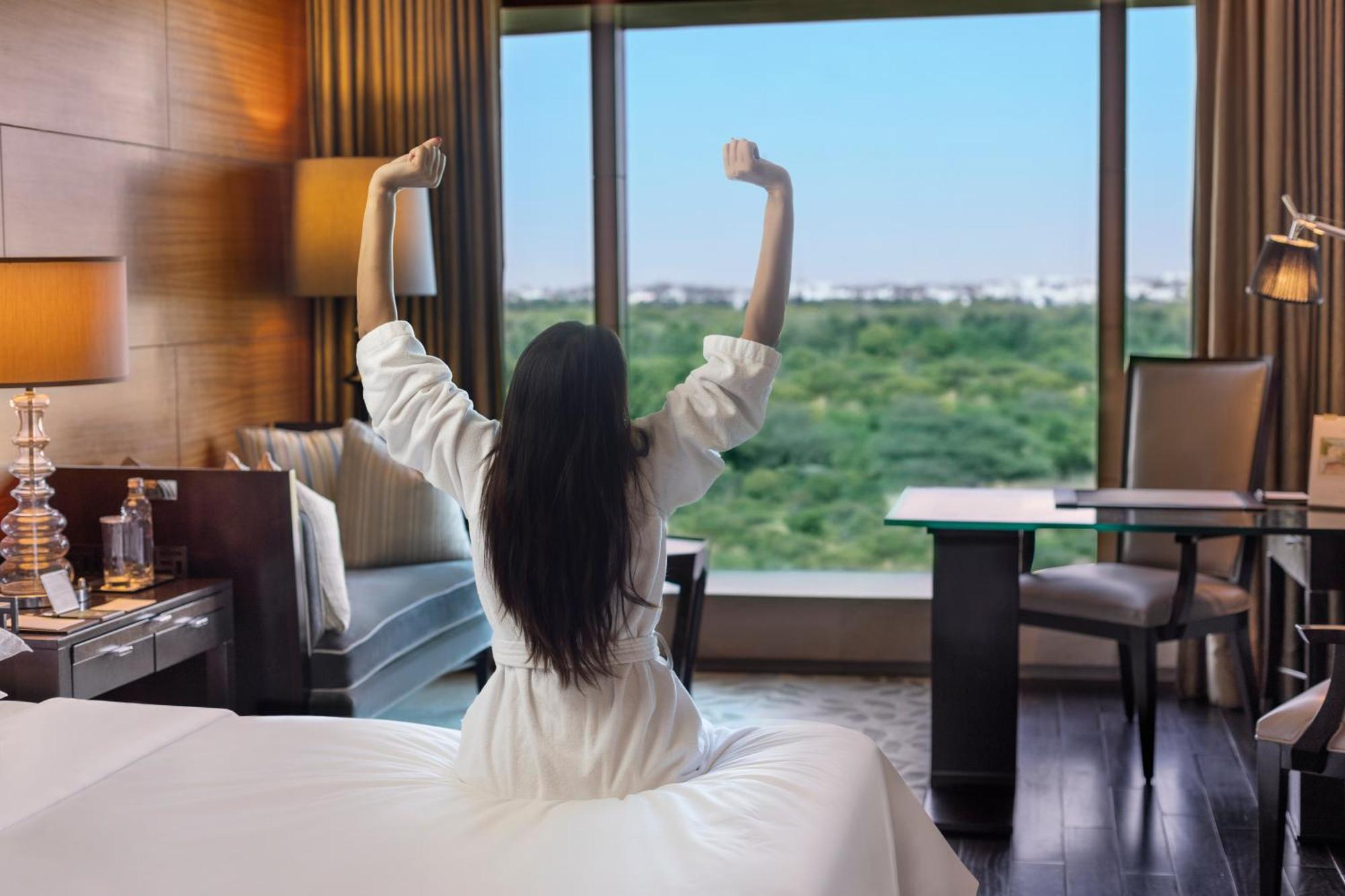 The Leela Ambience Gurugram Hotel & Residences - The Luxury Urban Sanctuary Gurgaon Bagian luar foto