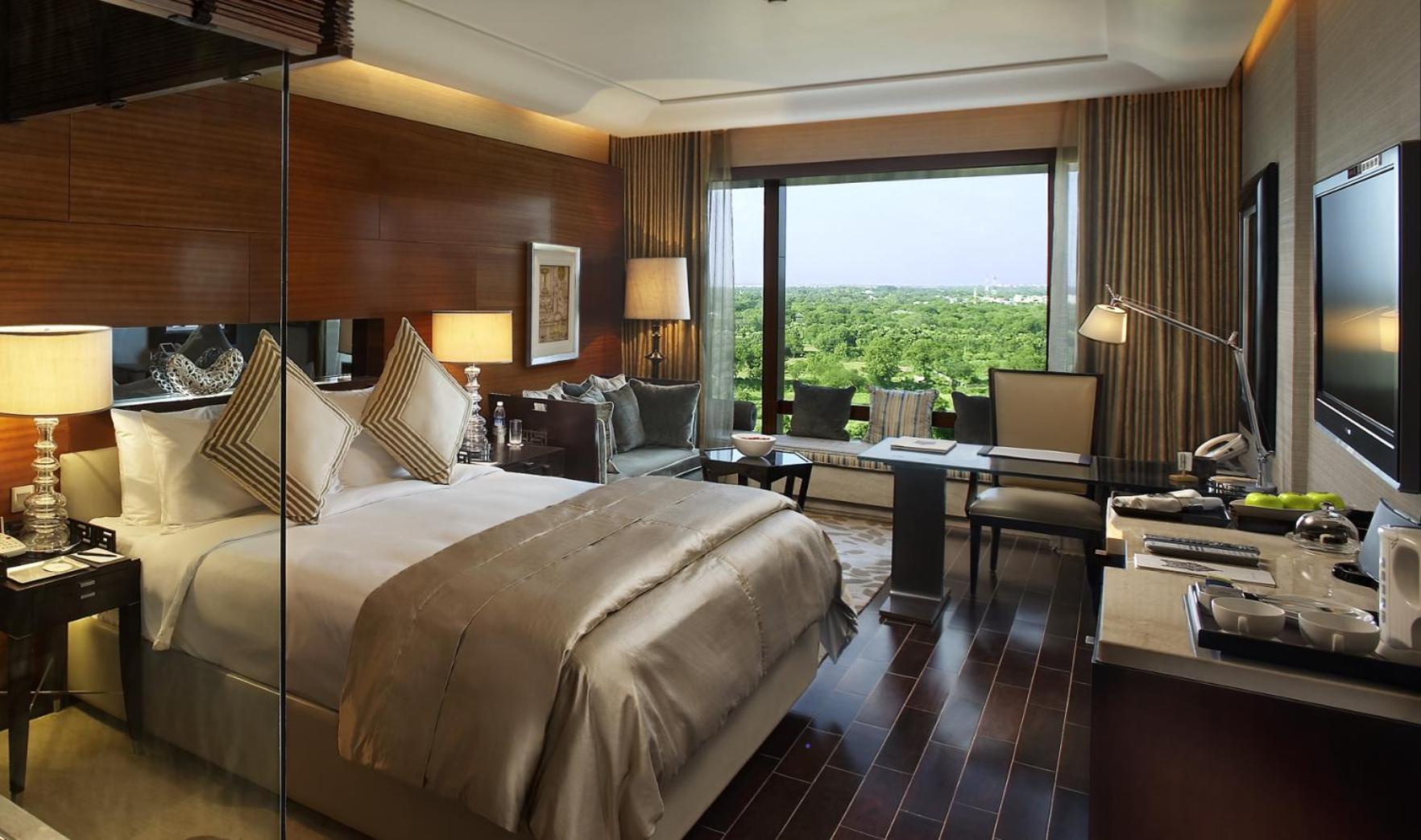 The Leela Ambience Gurugram Hotel & Residences - The Luxury Urban Sanctuary Gurgaon Bagian luar foto